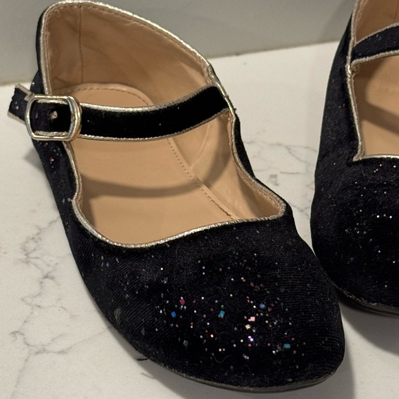 5/$25 Crewcuts - girls velvet strap flats - Picture 10 of 13